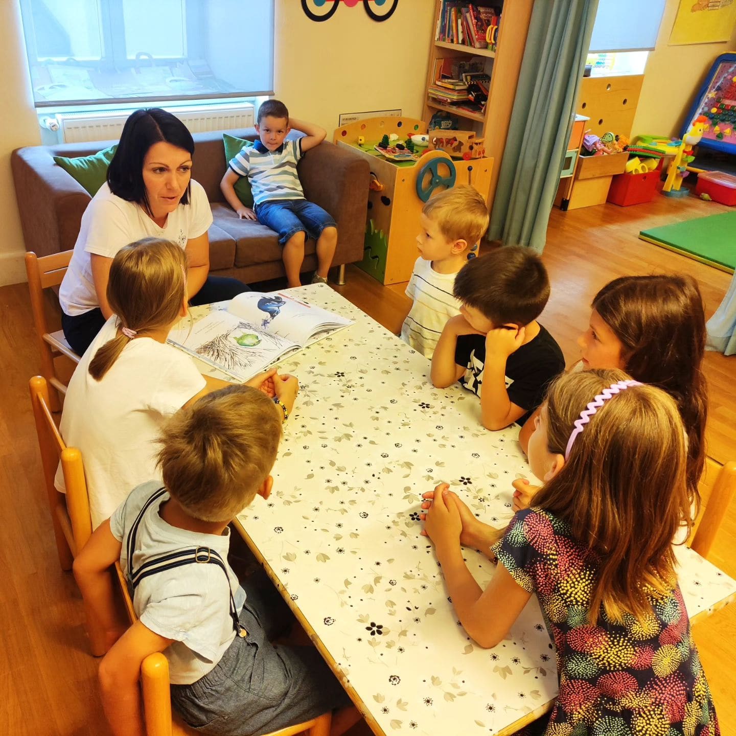 Čitam ti ljetnu priču