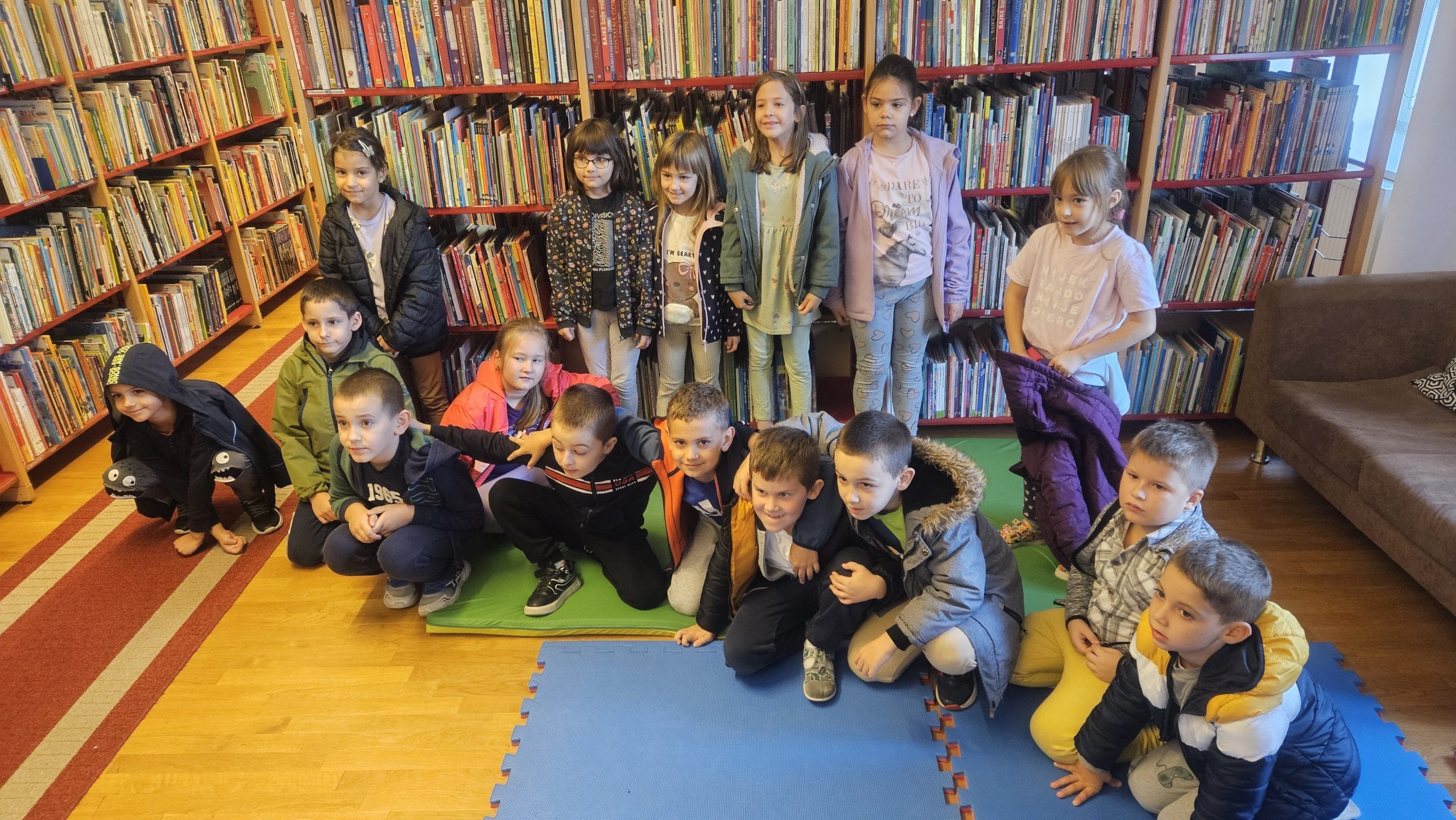 Prvašići u Knjižnici