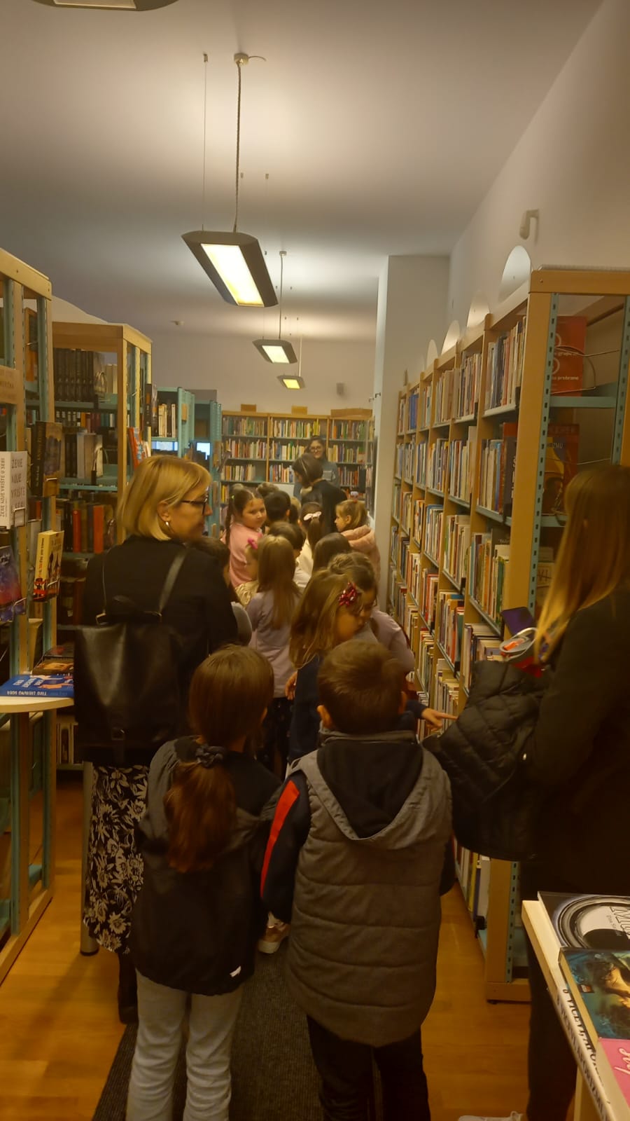 POŠ Oštarije i OŠ Josipdol u posjetu Knjižnici