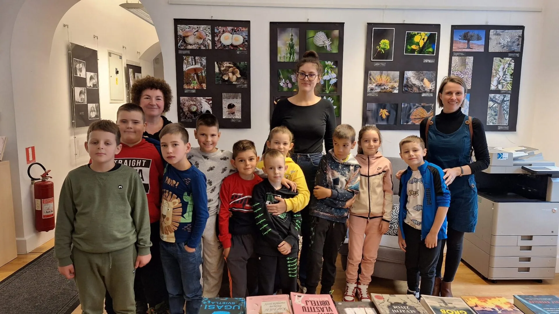 Obilježavanje Dječjeg tjedna u Gradskoj knjižnici: Učenici PŠ Drežnica i PŠ Jasenak u posjeti