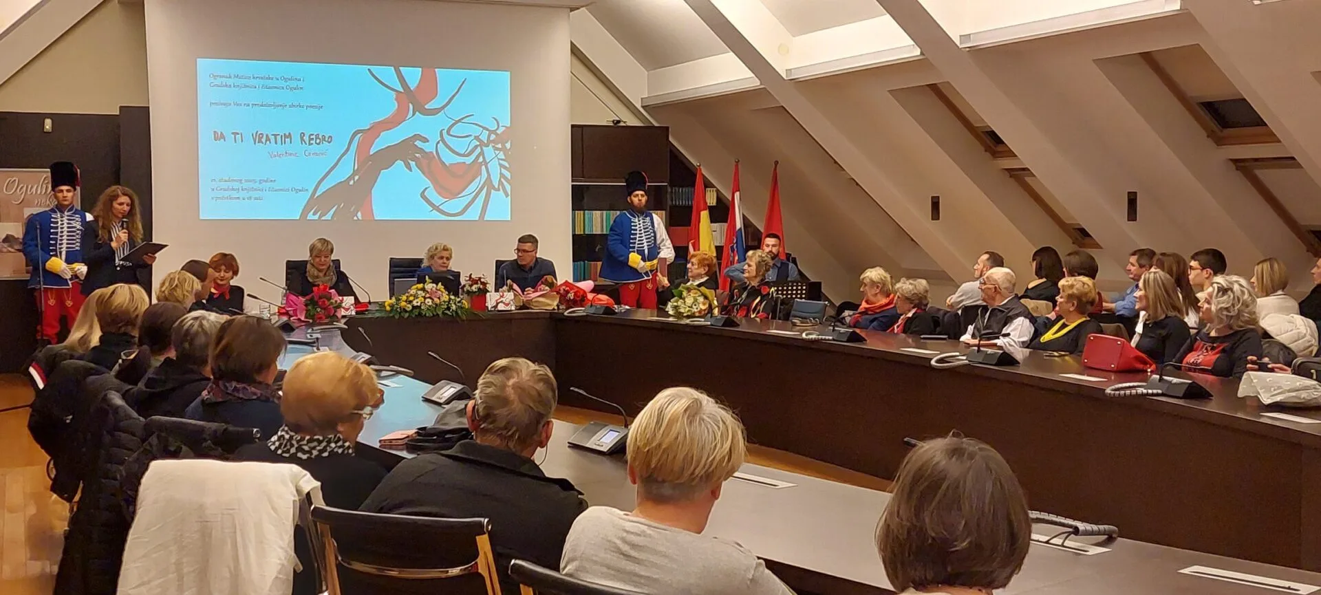 Predstavljena zbirka poezije „Da ti vratim rebro“ Valentine Ceranić