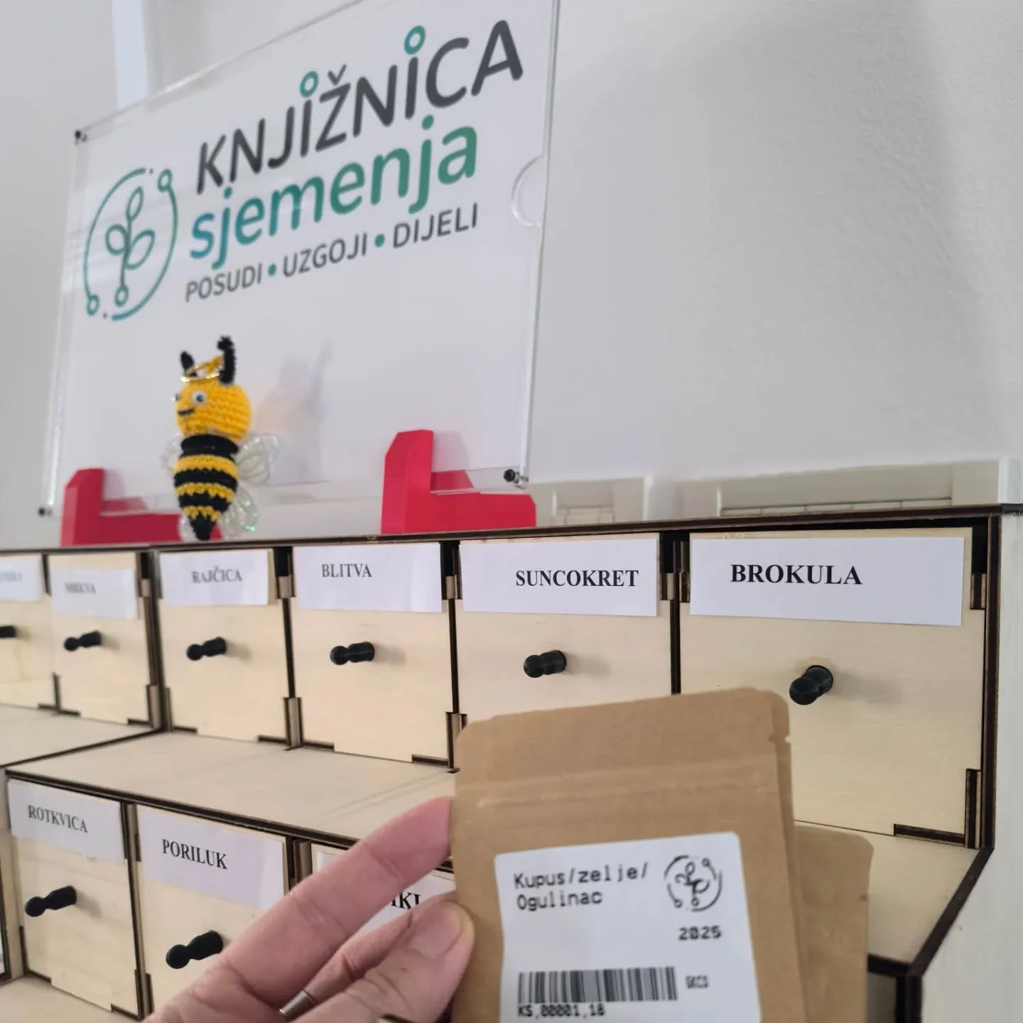 Obavijest o radnom vremenu