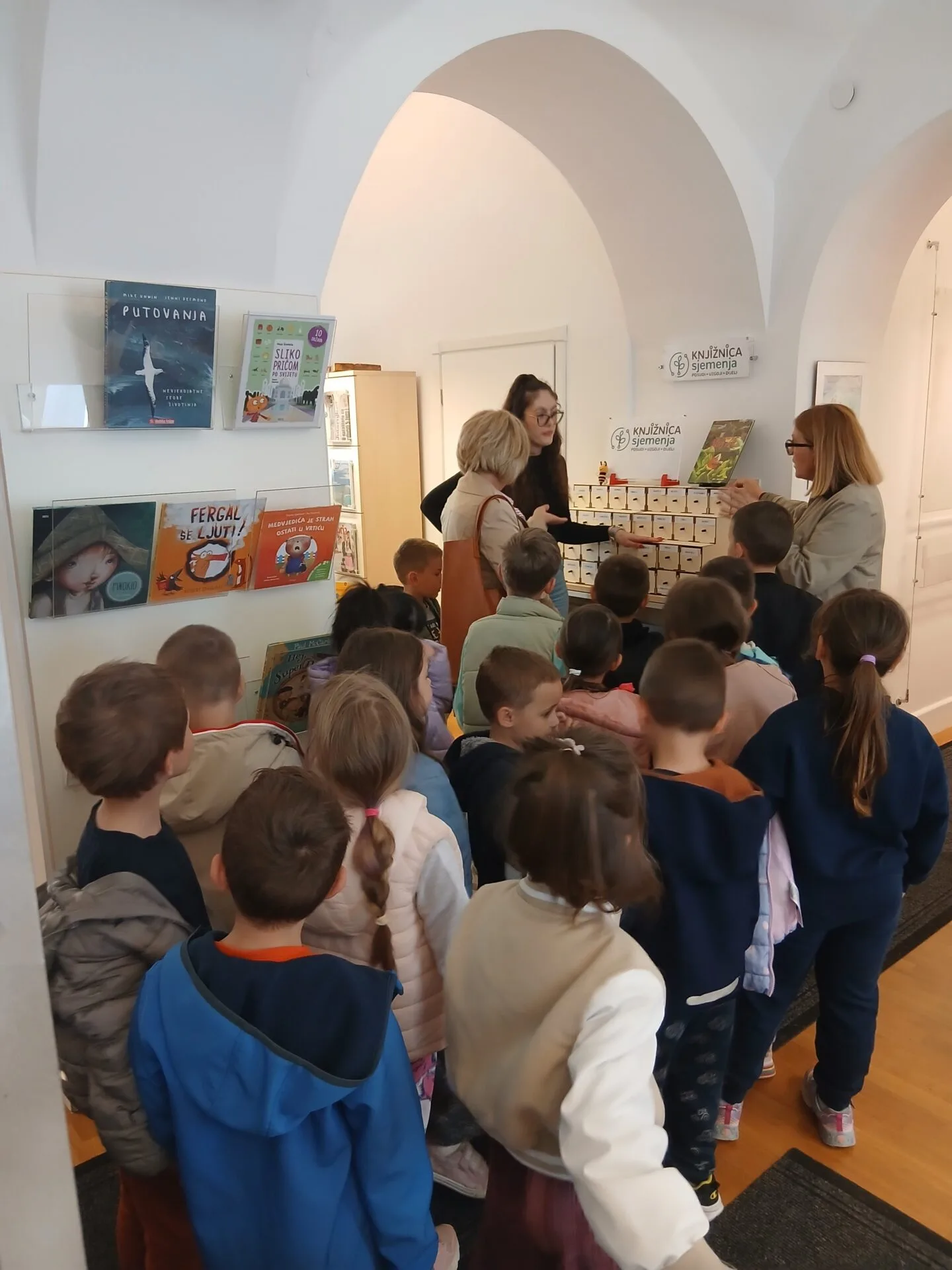 Skupina “Pužići” u Knjižnici