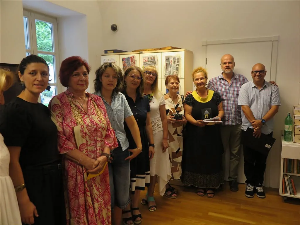 Otvorena izložba “Svijet u bojama”
